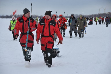 Экипировка рыболова-спортсмена зимника
