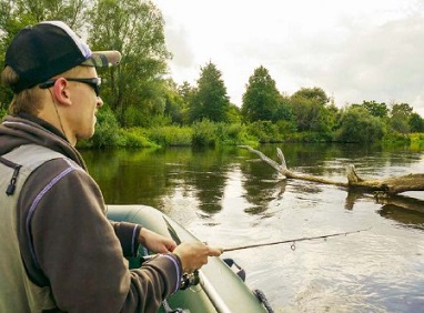 Как искать рыбу, изучать водоемы
